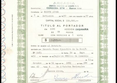 Título Nº 677 al Portador de 1000 Acciones Ordinarias de Un Peso de Arcadia Compañía Argentina de Seguros S. A.