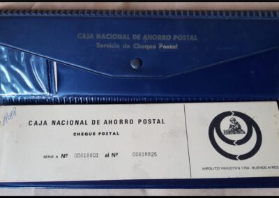Libreta de Cheque Postal de Caja Nacional de Ahorro Postal.