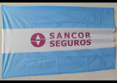 Bandera de Sancor Cooperativa de Seguros Limitada.