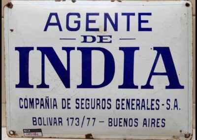 Placa cartel metálico enlosado de India Compañía de Seguros Generales S. A.