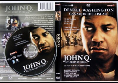 John Q. Película dramática estrenada en el año 2002. Dirigida por Nick Cassavetes, y Protagonizada por Denzel Washington.