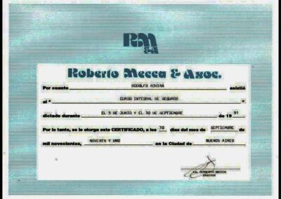 Certificado del «Curso Integral de Seguros». Desde el 05 de Junio al 30 de Septiembre de 1991. Roberto Mecca y Asoc.
