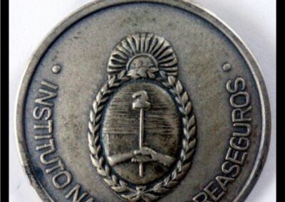 Medalla «XXV Aniversario de la Ley Nº 12.988». 1947 – 1972. INdeR – Instituto Nacional de Reaseguros.
