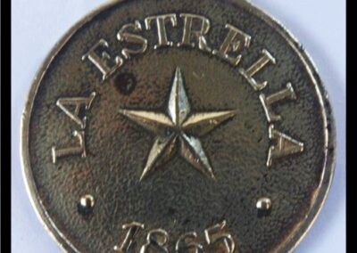 Medalla «En su 110 Aniversario» de La Estrella Compañía Argentina de Seguros S. A. 1865 – 1975.