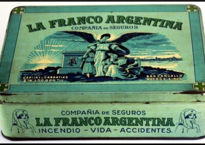 Botiquín de Primeros Auxilios de La Franco Argentina Compañía de Seguros S. A.