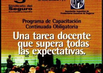 Folleto Cursos PCC – Programa de Capacitación Continuada. AAPAS – Asociación Argentina de Productores Asesores de Seguros y Sindicato del Seguro de la República Argentina.