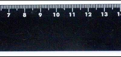 Regla plástica. «20º Aniversario». Makler S. A. Asesores de Seguros.