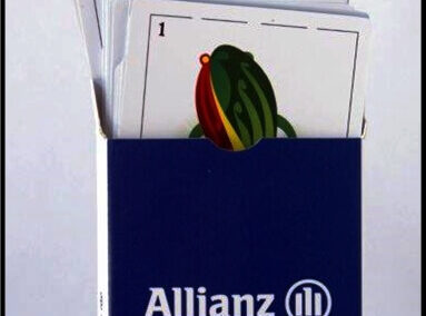 Mazo de cartas españolas. Allianz Argentina Compañía de Seguros S. A.