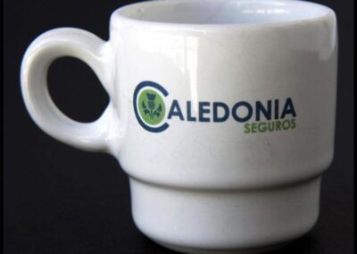 Pocillo de café de Caledonia Argentina Compañía de Seguros S. A.