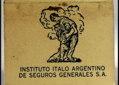 Caja de Fósforos tipo carterita de Instituto Italo-Argentino de Seguros Generales S. A.