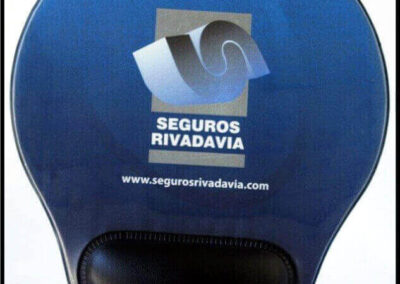 Pad para mouse de Seguros Bernardino Rivadavia Cooperativa Limitada.