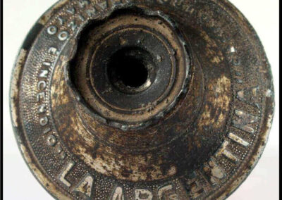 Tintero Involcable metálico de La Argentina Compañía de Seguros Granizo e Incendio.